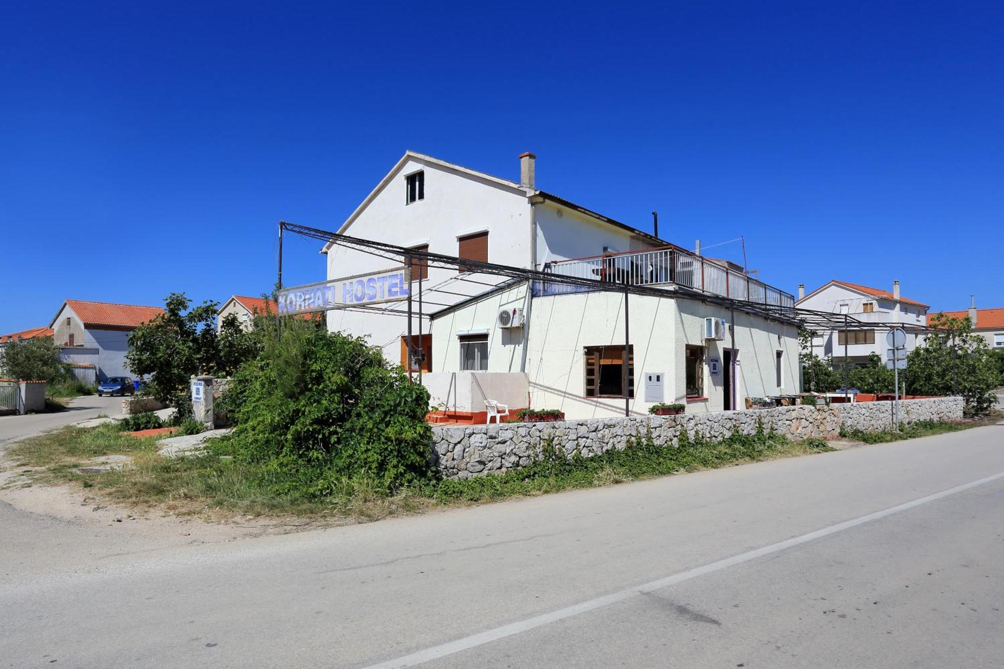 Basil Apartments And Rooms Betina  Εξωτερικό φωτογραφία